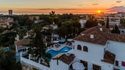 Luxury Villa Photo #5