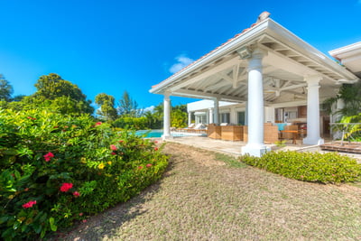 Luxury Villa Photo #15