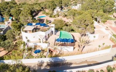 Luxury Villa Photo #3