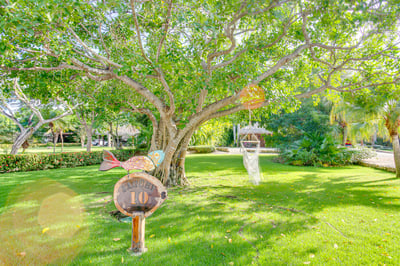 Luxury Villa Photo #11