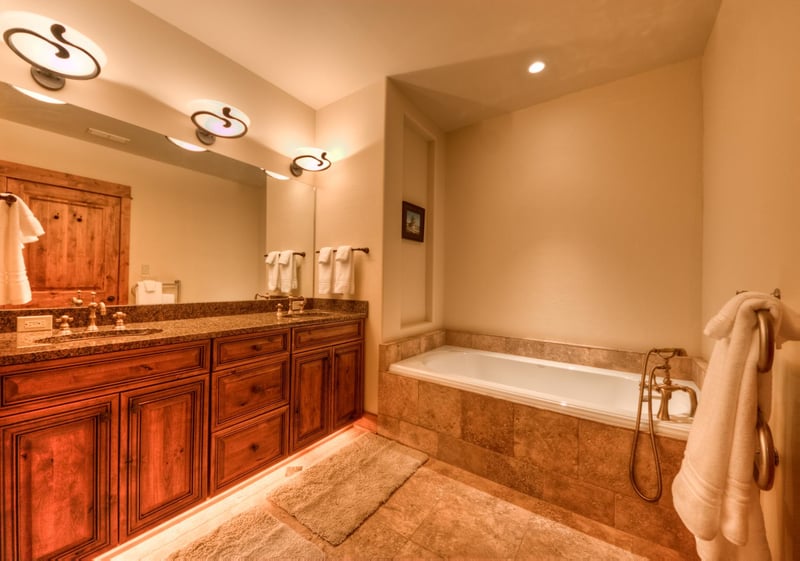 Cowboy Heaven Luxury Suites | Unit 2B