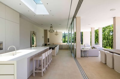 Luxury Villa Photo #11