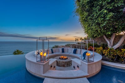Luxury Villa Photo #13