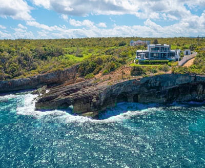 Luxury Villa Photo #2