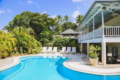 Luxury Villa Photo #3
