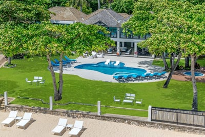Luxury Villa Photo #6