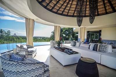 Luxury Villa Photo #7