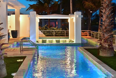 Luxury Villa Photo #3