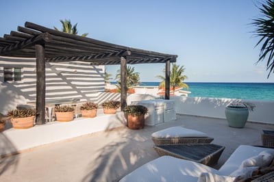 Luxury Villa Photo #8