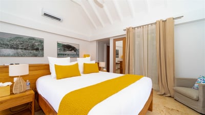 Luxury Villa Photo #47