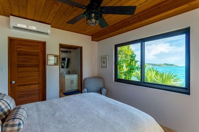 Luxury Villa Photo #41