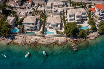 Luxury Villa Photo #70