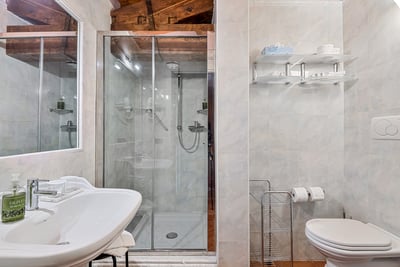 Luxury Villa Photo #47