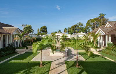 Luxury Villa Photo #4