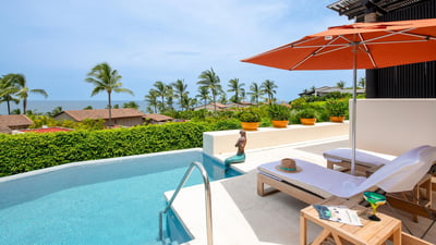 Luxury Villa Photo #3