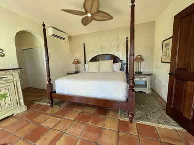 Luxury Villa Photo #41