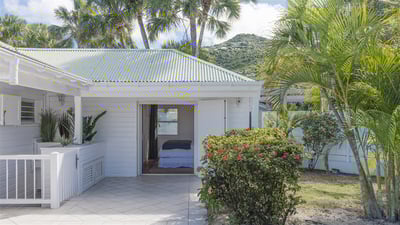 Luxury Villa Photo #32
