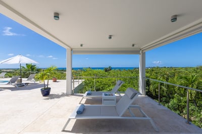 Luxury Villa Photo #7