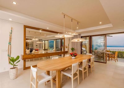 Luxury Villa Photo #5
