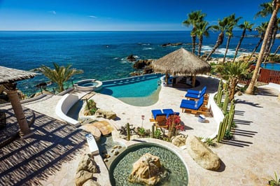 Luxury Villa Photo #20