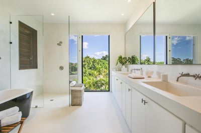 Luxury Villa Photo #35