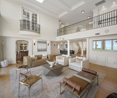 Luxury Villa Photo #19