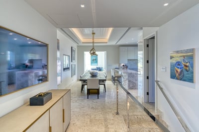 Luxury Villa Photo #10