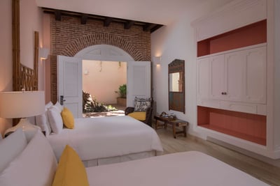 Luxury Villa Photo #11