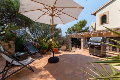 Luxury Villa Photo #5