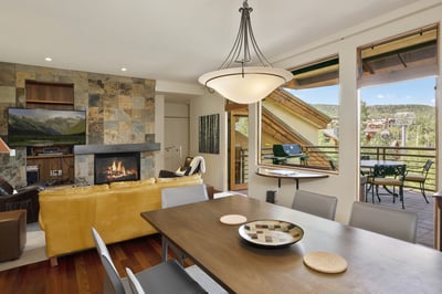 Luxury Villa Photo #4
