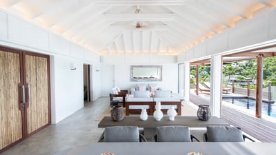 Kitchen & Dining Area