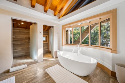 Luxury Villa Photo #35