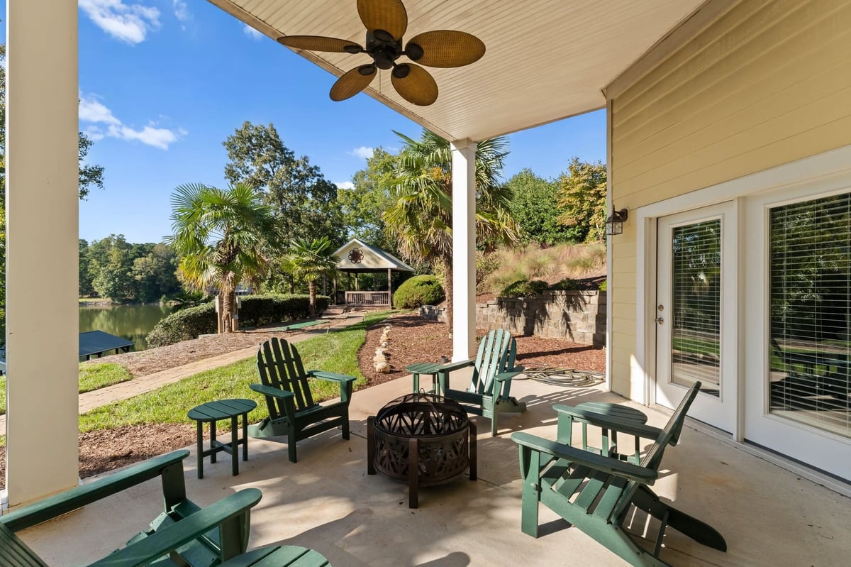 The Lookout Lakehouse