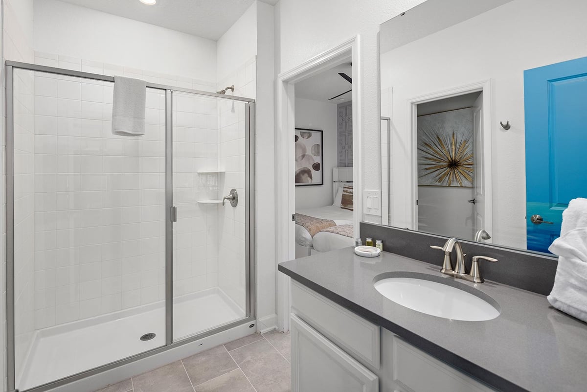 Peg Leg at Harbor Island Beach Club