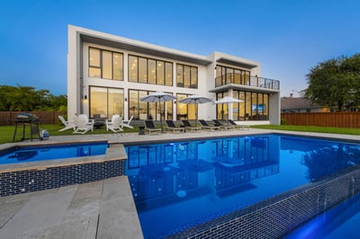 South Miami,Villa Lago