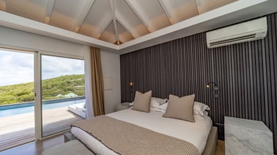 Luxury Villa Photo #47