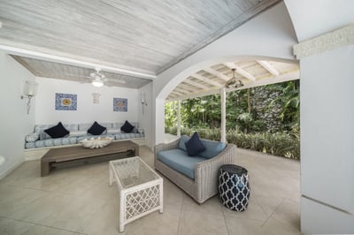 Luxury Villa Photo #8