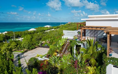 Luxury Villa Photo #8