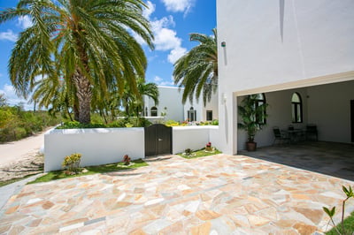Luxury Villa Photo #55