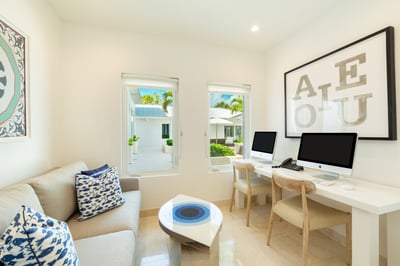 Luxury Villa Photo #18