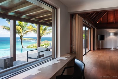 Luxury Villa Photo #24