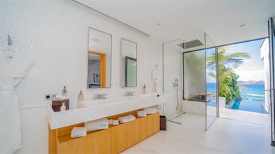Luxury Villa Photo #89