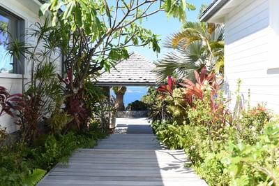 Luxury Villa Photo #18