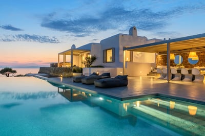Luxury Villa Photo #5