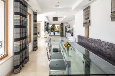 Luxury Villa Photo #8