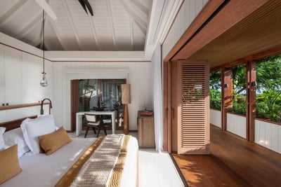 Luxury Villa Photo #40