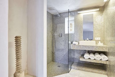 Luxury Villa Photo #35