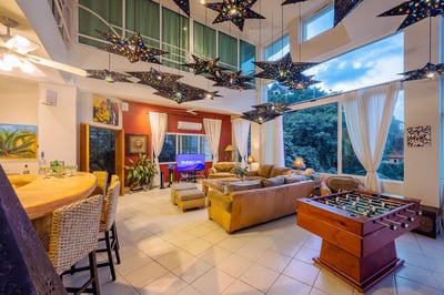 Luxury Villa Photo #15