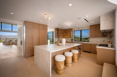 Luxury Villa Photo #28