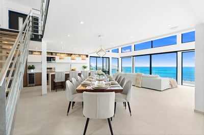 Luxury Villa Photo #27